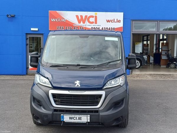 Peugeot Boxer MPV, Diesel, 2020, Blue
