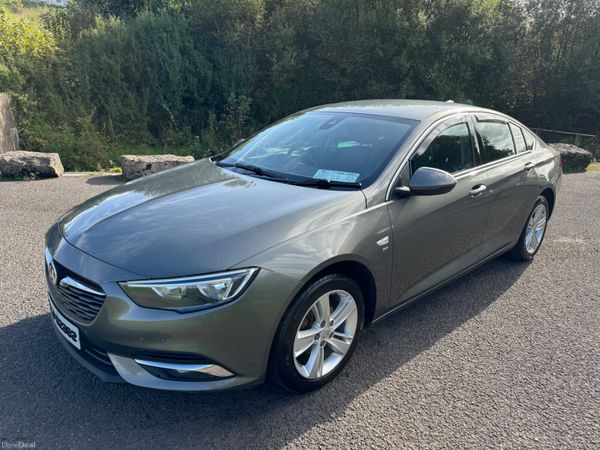 Vauxhall Insignia Hatchback, Diesel, 2018, Grey
