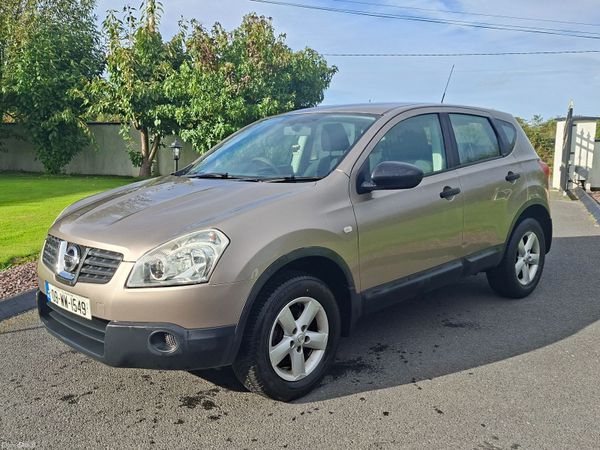 Nissan Qashqai Hatchback, Diesel, 2009, Beige