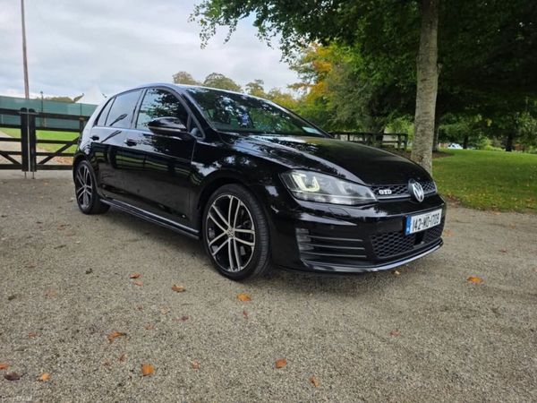 Volkswagen Golf Hatchback, Diesel, 2014, Black
