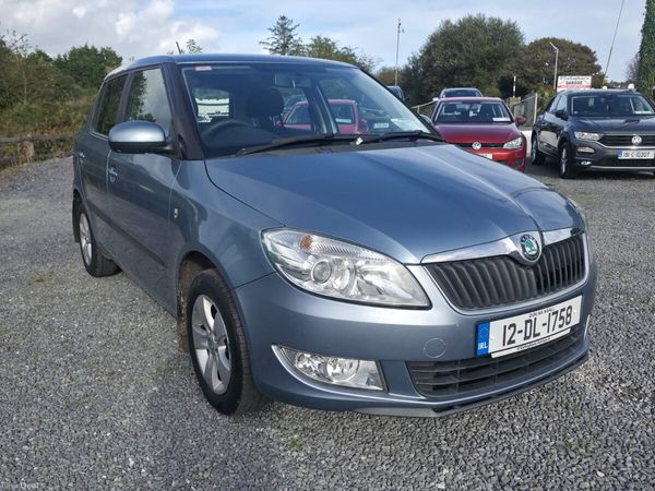 Skoda Fabia Hatchback, Petrol, 2012, Grey