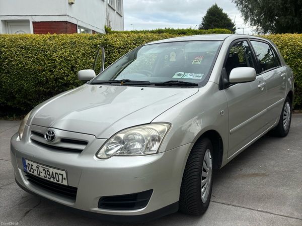 Toyota Corolla Hatchback, Petrol, 2005, Silver