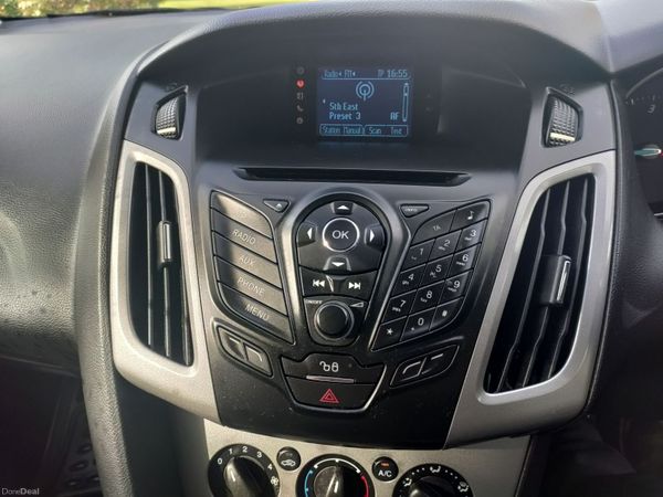 Ford Focus Saloon, Diesel, 2012, Brown