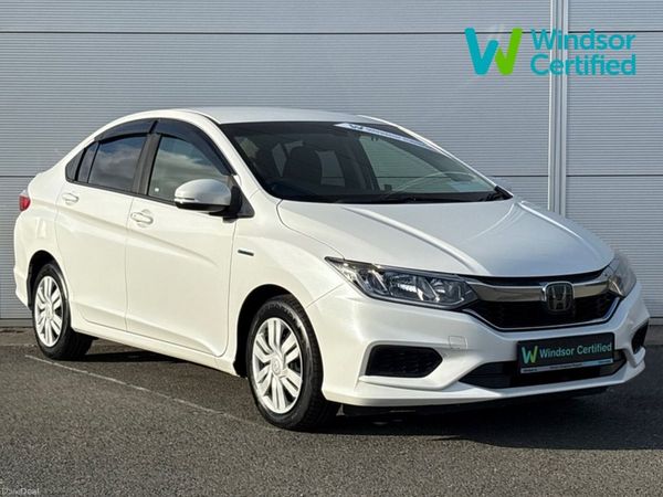 Honda Grace Saloon, Petrol Hybrid, 2019, White