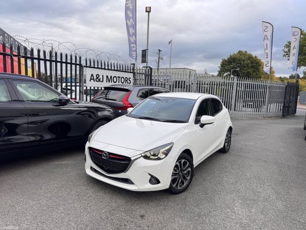 Mazda Mazda2 Hatchback, Diesel, 2015, White