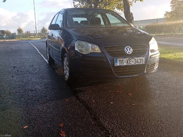 Volkswagen Polo Hatchback, Petrol, 2006, Blue