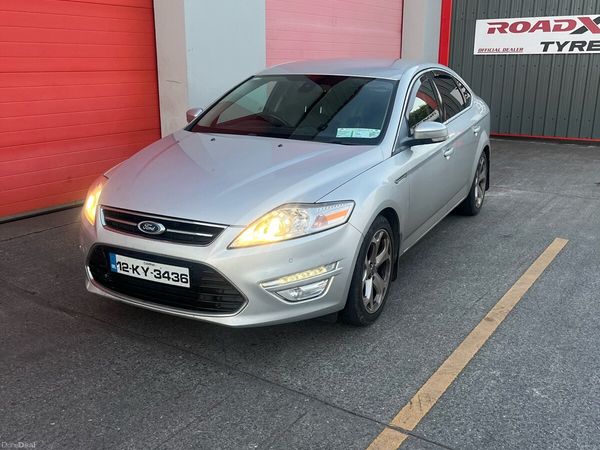 Ford Mondeo Hatchback, Diesel, 2012, Silver
