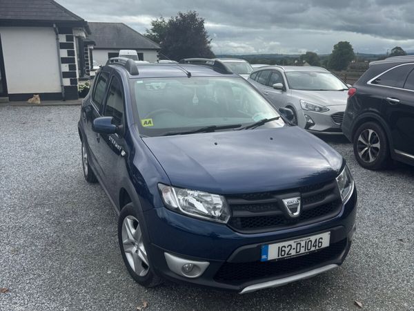 Dacia Sandero Stepway Hatchback, Diesel, 2016, Blue