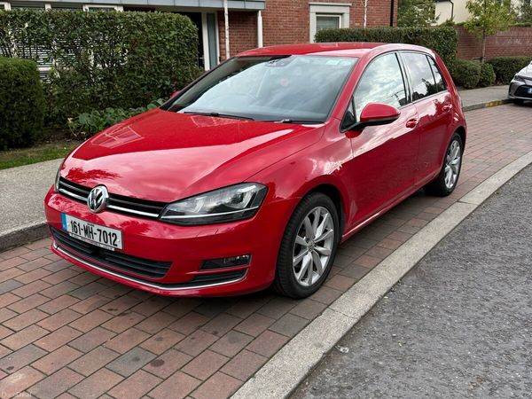 Volkswagen Golf Hatchback, Petrol, 2016, Red