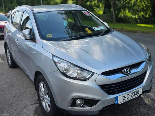 Hyundai ix35 SUV, Diesel, 2012, Silver