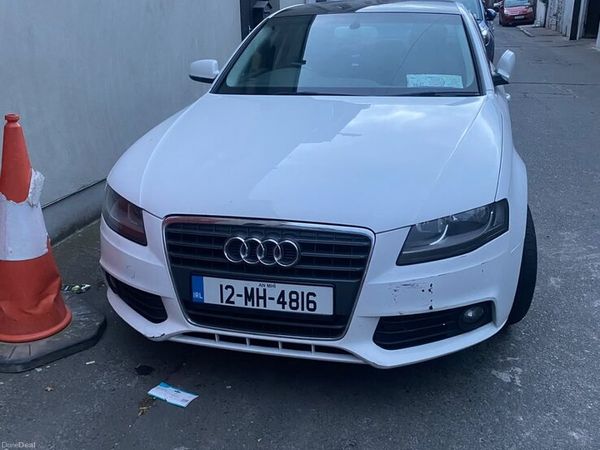 Audi A4 Saloon, Diesel, 2012, White