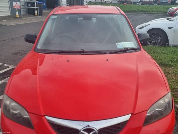 Mazda Mazda3 Saloon, Petrol, 2009, Red