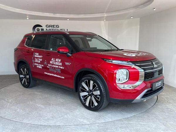 Mitsubishi Outlander SUV, Petrol Hybrid, 2026, Red