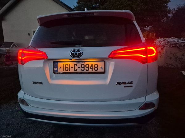 Toyota RAV4 SUV, Diesel, 2016, White