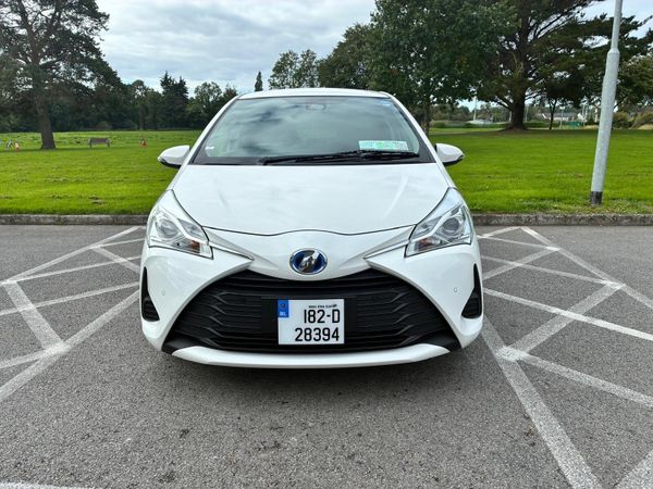 Toyota Vitz Hatchback, Petrol Hybrid, 2018, White