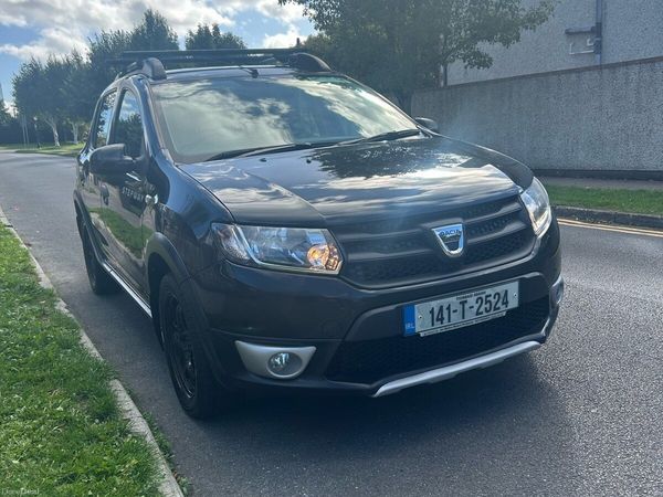 Dacia Sandero Stepway Hatchback, Diesel, 2014, Black