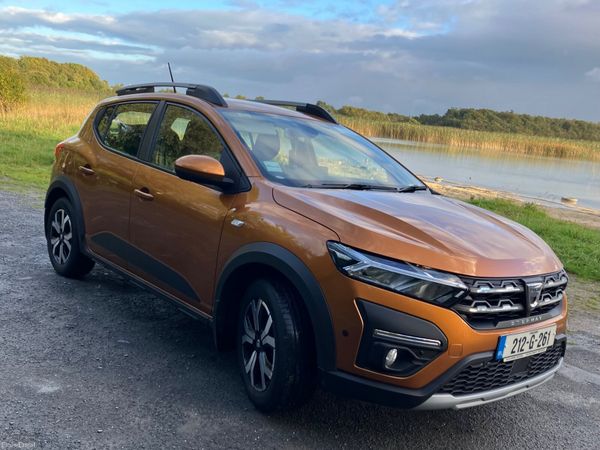Dacia Sandero Stepway Hatchback, Petrol, 2021, Orange