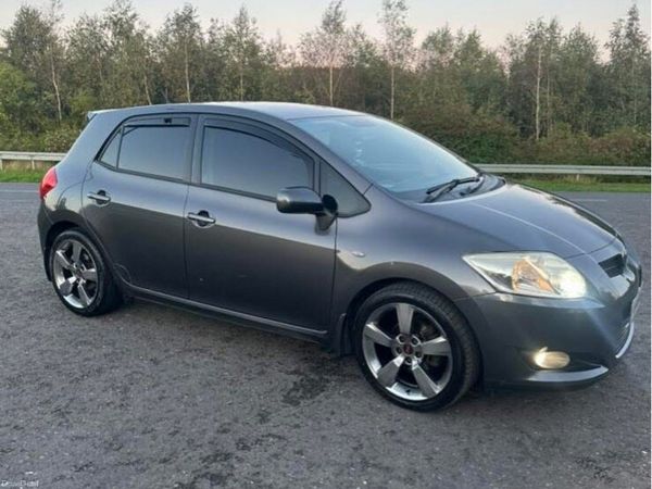 Toyota Auris Hatchback, Diesel, 2009, Grey