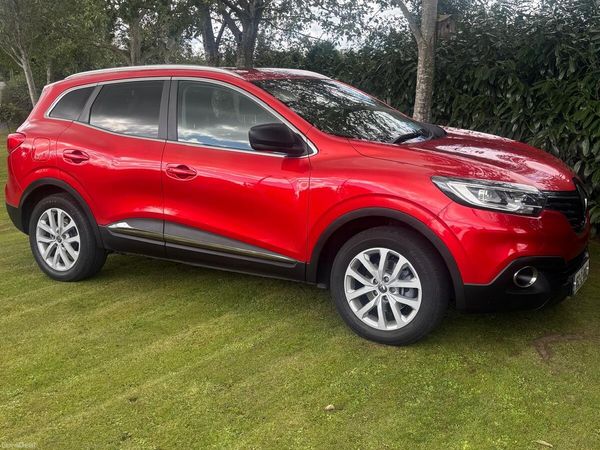 Renault Kadjar SUV, Diesel, 2016, Red