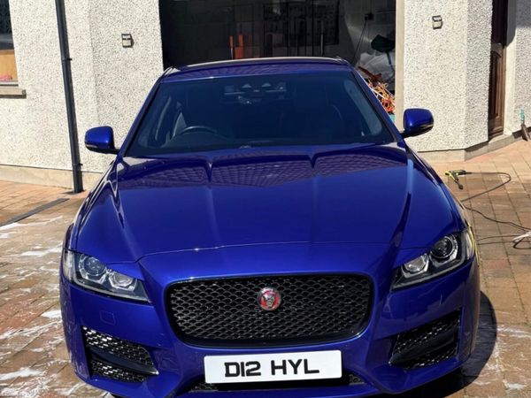 Jaguar XF Saloon, Diesel, 2018, Blue