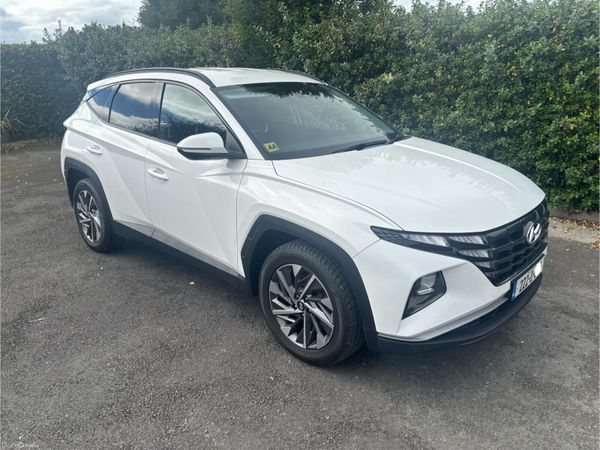Hyundai Tucson SUV, Diesel, 2022, White