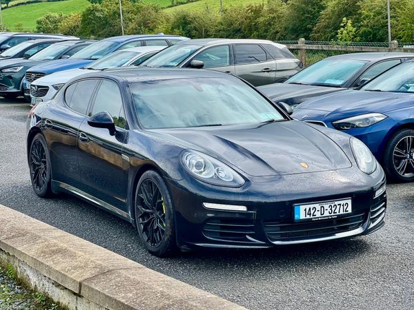 Porsche Panamera Hatchback, Petrol Plug-in Hybrid, 2014, Black