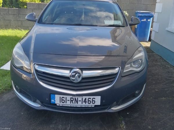 Vauxhall Insignia Hatchback, Diesel, 2016, Grey
