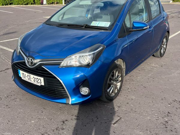 Toyota Yaris Hatchback, Diesel, 2015, Blue