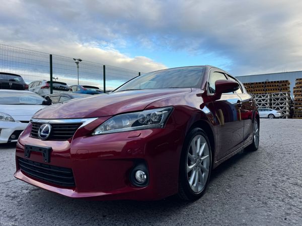 Lexus CT Hatchback, Petrol Hybrid, 2011, Red