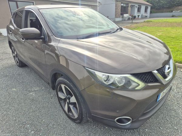 Nissan Qashqai SUV, Diesel, 2017, Bronze