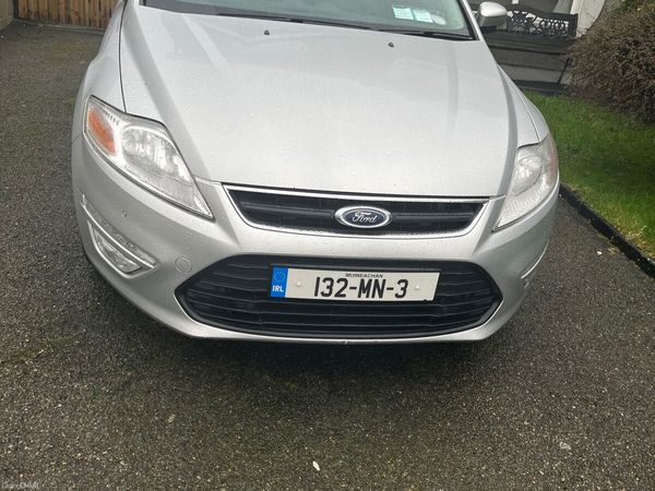Ford Mondeo Hatchback, Diesel, 2013, Silver