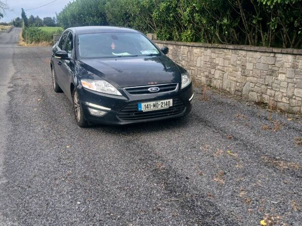 Ford Mondeo Hatchback, Diesel, 2014, Black