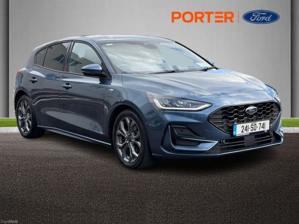 Ford Focus Hatchback, Diesel, 2024, Blue