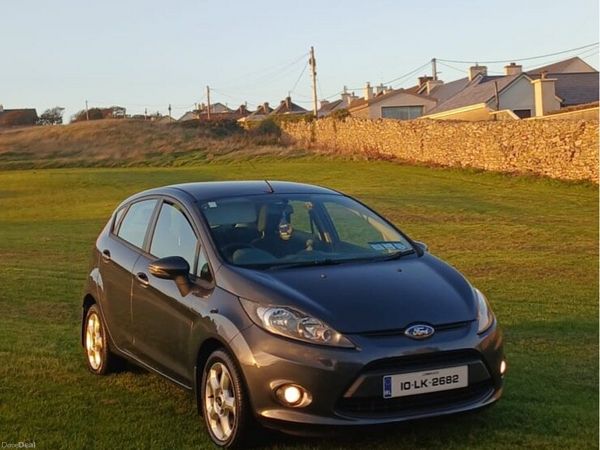 Ford Fiesta Hatchback, Petrol, 2010, Grey