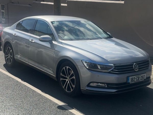 Volkswagen Passat Saloon, Diesel, 2018, Grey