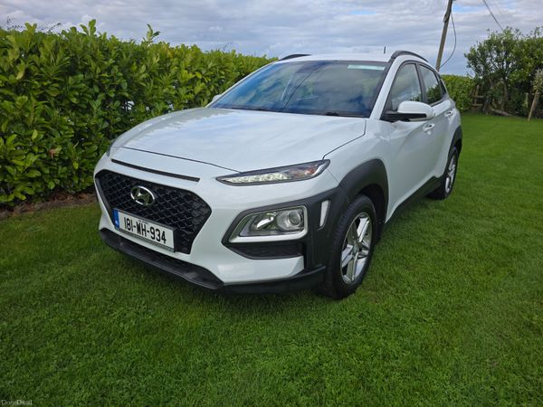Hyundai KONA MPV, Petrol, 2018, White