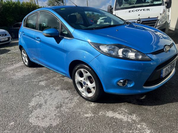 Ford Fiesta Hatchback, Petrol, 2011, Blue