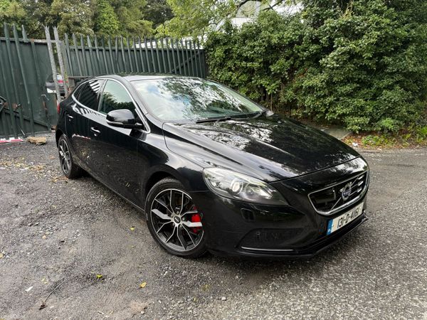 Volvo V40 Hatchback, Petrol, 2013, Black
