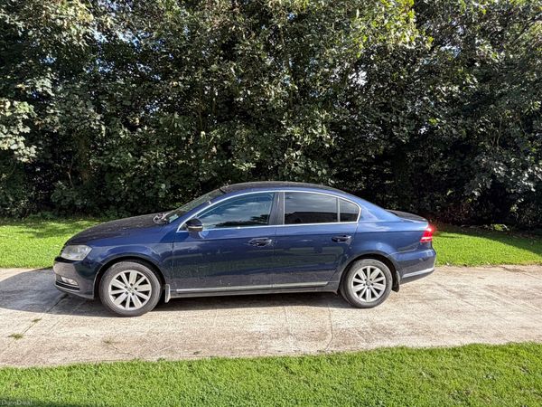 Volkswagen Passat Saloon, Diesel, 2014, Blue