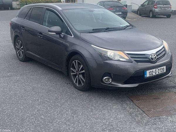 Toyota Avensis Estate, Diesel, 2013, Grey