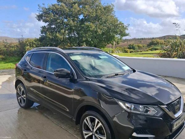 Nissan Qashqai Hatchback, Diesel, 2018, Black