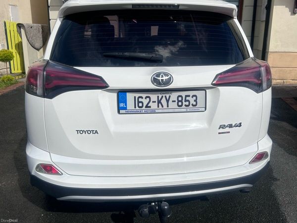 Toyota RAV4 SUV, Diesel, 2016, White