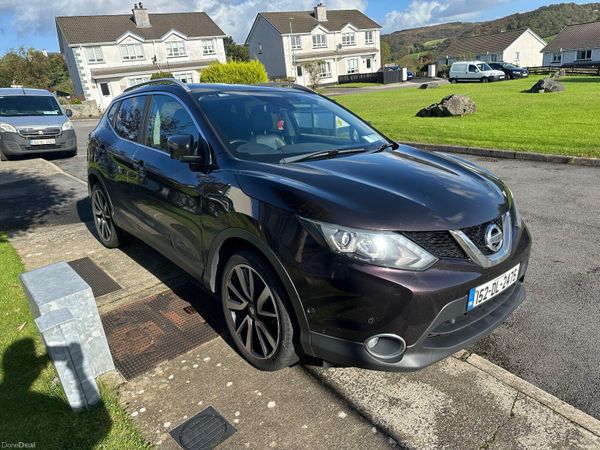 Nissan Qashqai Hatchback, Diesel, 2015, Black