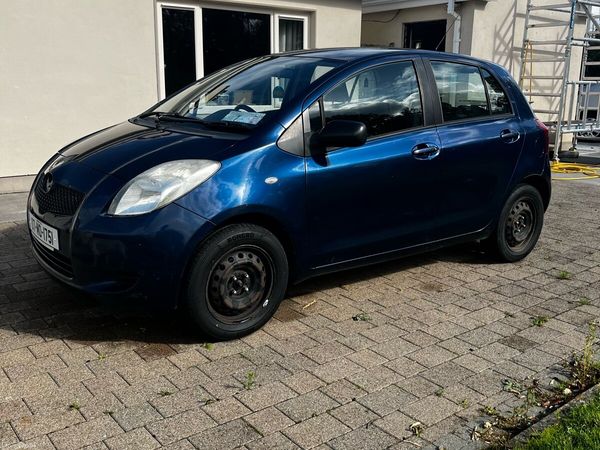 Toyota Yaris Hatchback, Petrol, 2007, Blue