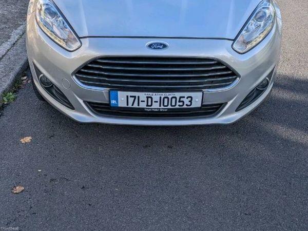 Ford Fiesta Hatchback, Petrol, 2017, Grey