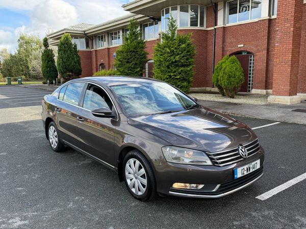 Volkswagen Passat Saloon, Diesel, 2012, Brown