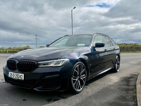 BMW 5-Series Estate/Jeep, Diesel, 2021, Black