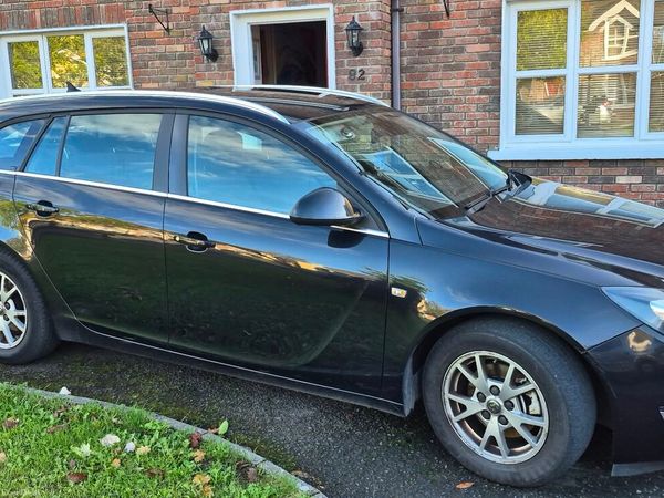 Vauxhall Insignia Estate, Diesel, 2015, Black