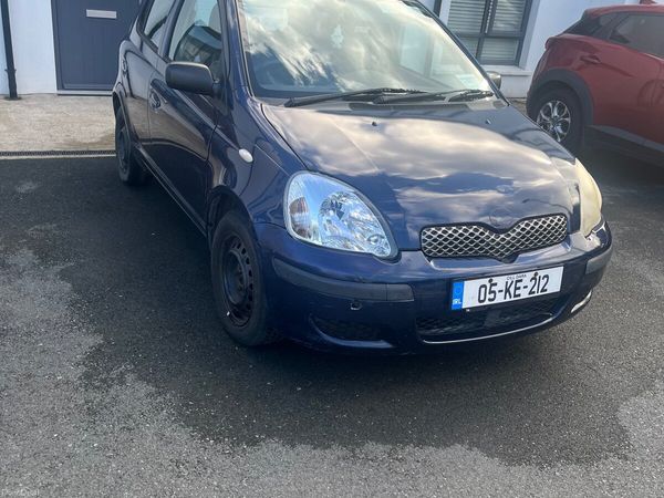 Toyota Yaris Hatchback, Petrol, 2005, Blue