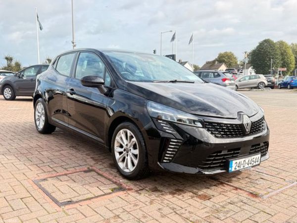 Renault Clio Hatchback, Petrol, 2024, Black